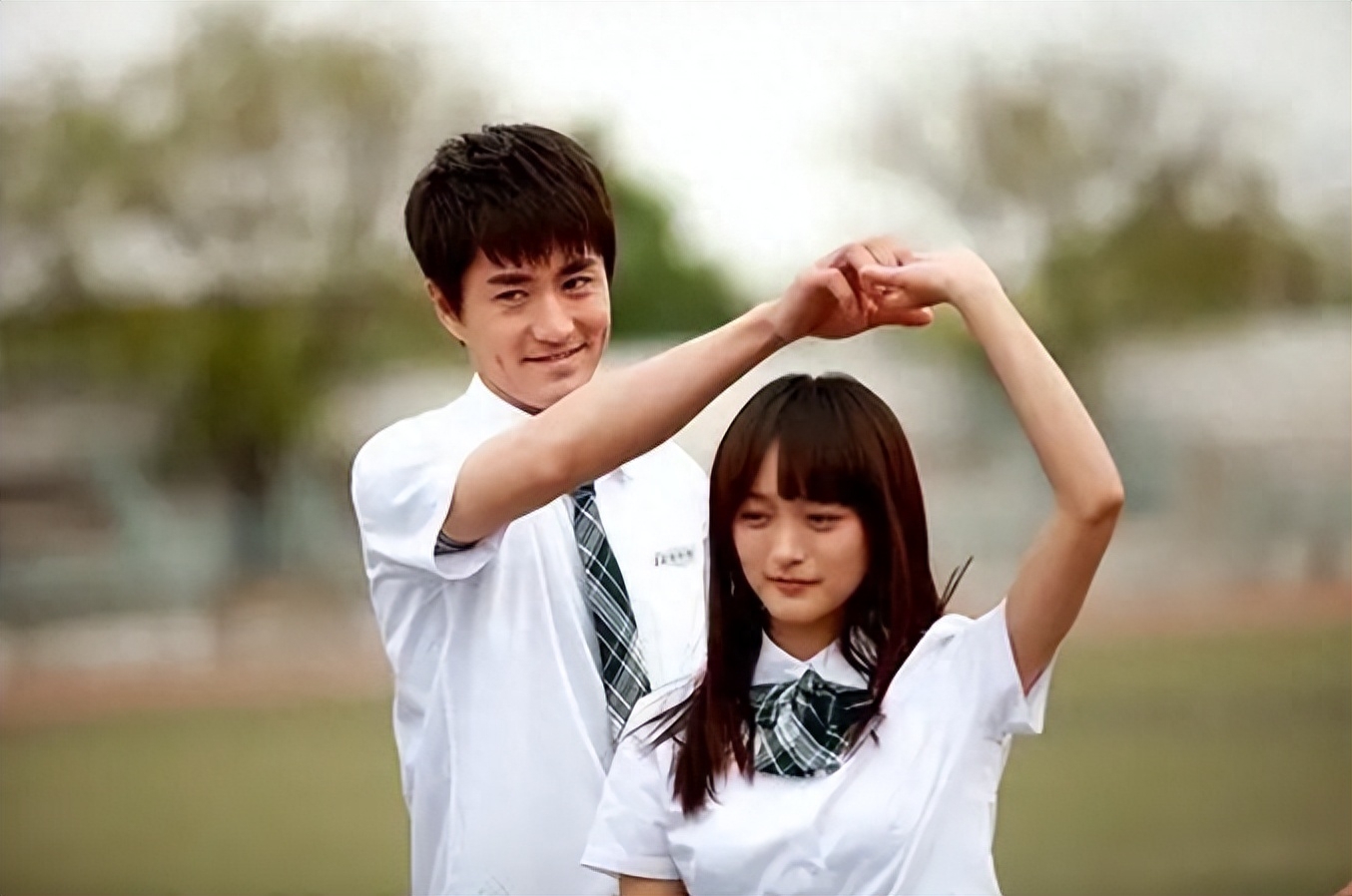 杨玏个人资料:一心为“星二代”正名,他却成父亲杨立新的心病