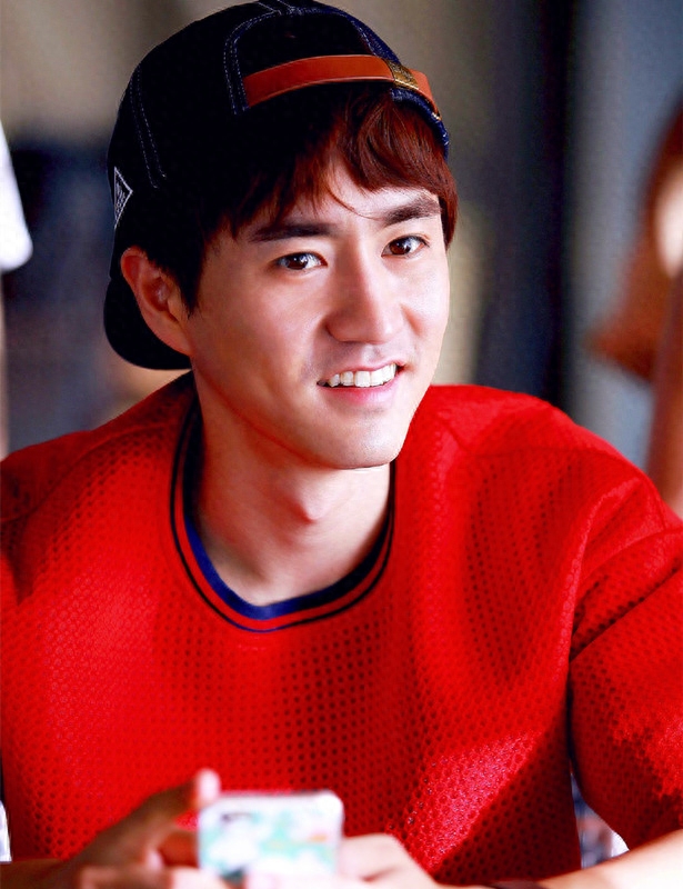 杨玏个人资料:一心为“星二代”正名,他却成父亲杨立新的心病