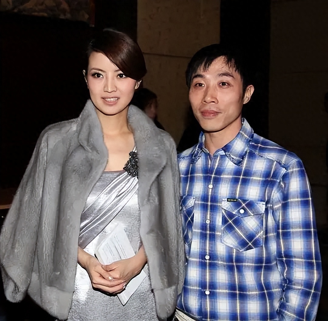 涂经纬个人资料:从贵州贵阳走出来的央视著名主持人,男友在雾中迷路了