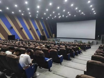 茂名华侨城电影院电话,茂名华侨城电影院今日电影