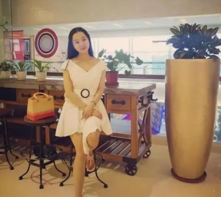 马龙个人资料及身高（马龙为了她拒绝石川佳纯，马龙的老婆到底有啥魅力？）