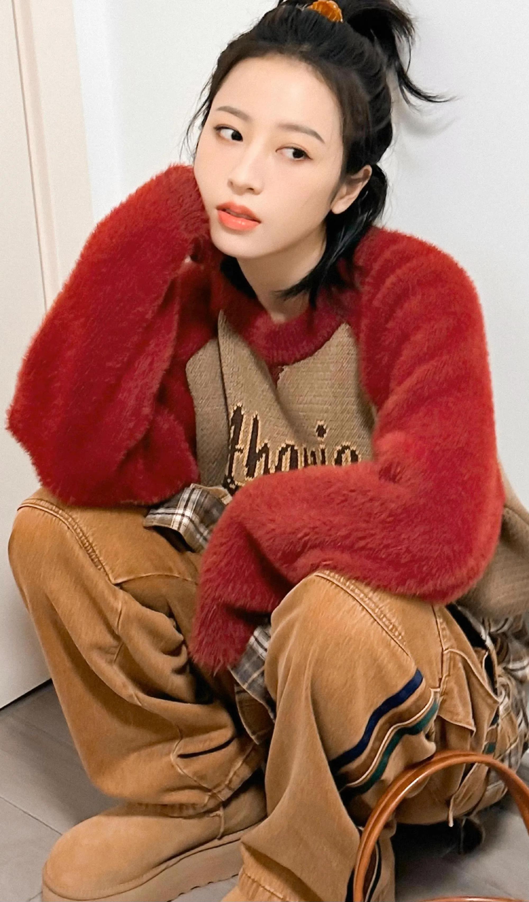 周雨彤个人资料(“复旦女神”“男神收割机”—— 周雨彤)