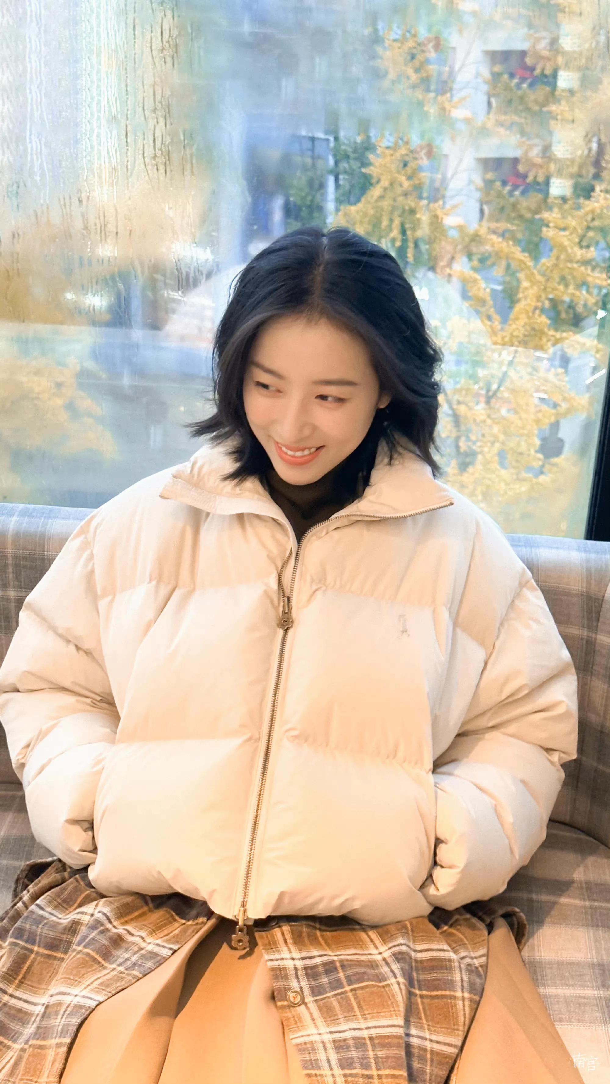 周雨彤个人资料(“复旦女神”“男神收割机”—— 周雨彤)