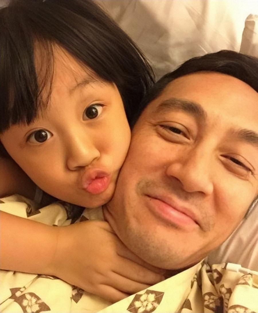 吴启华的老婆是谁(“师奶杀手”吴启华的风流情史)