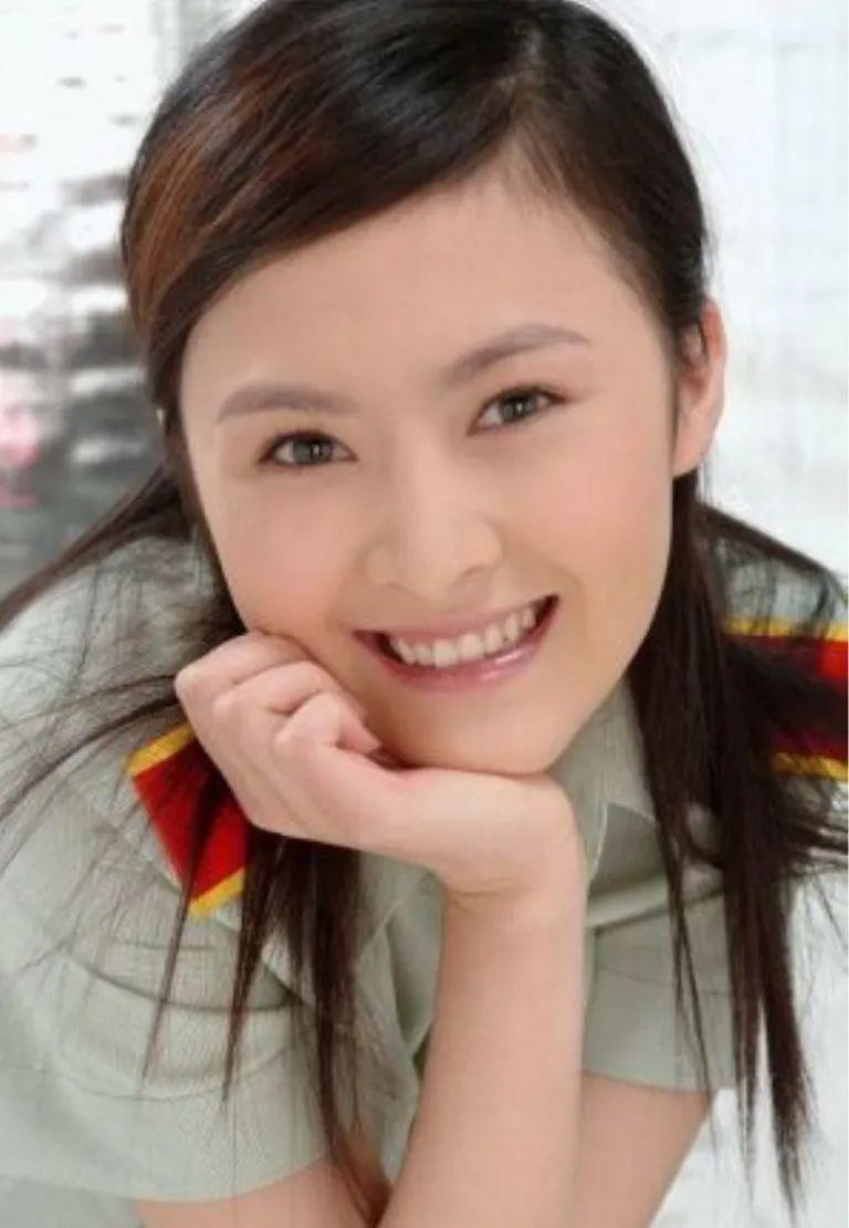 沈腾的妻子是谁(沈腾的妻子王琦:嫁给了妈妈看准的女婿,如今婚姻状况如何)