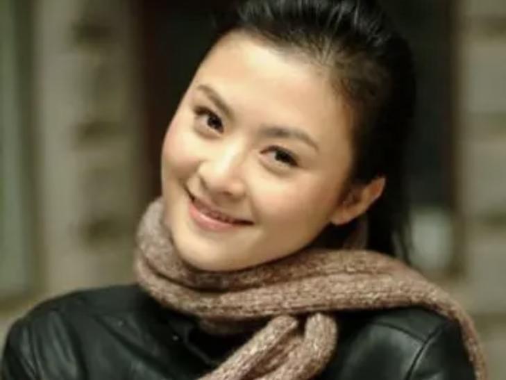 沈腾的妻子是谁(沈腾的妻子王琦:嫁给了妈妈看准的女婿,如今婚姻状况如何)