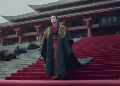 嬴政是谁的儿子?他和赵姬是什么关系?他和吕不韦有什么关系吗?