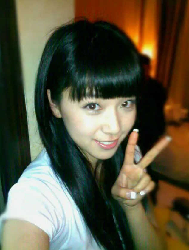 与纪凌尘3年恋爱最终分手的阚清子,如今挥别渣男搞事业活出风采