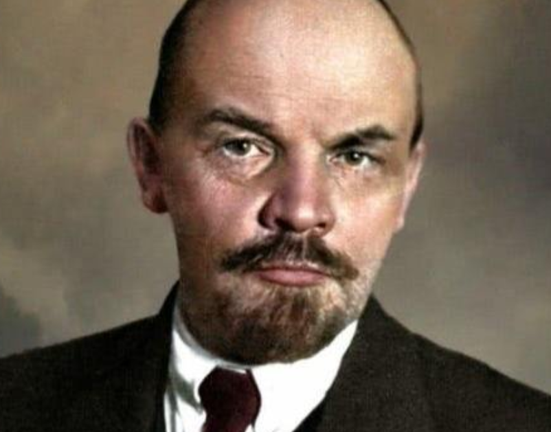 1953年斯大林逝世留下多少遗产?苏联政府清点后,众人羞愧难当