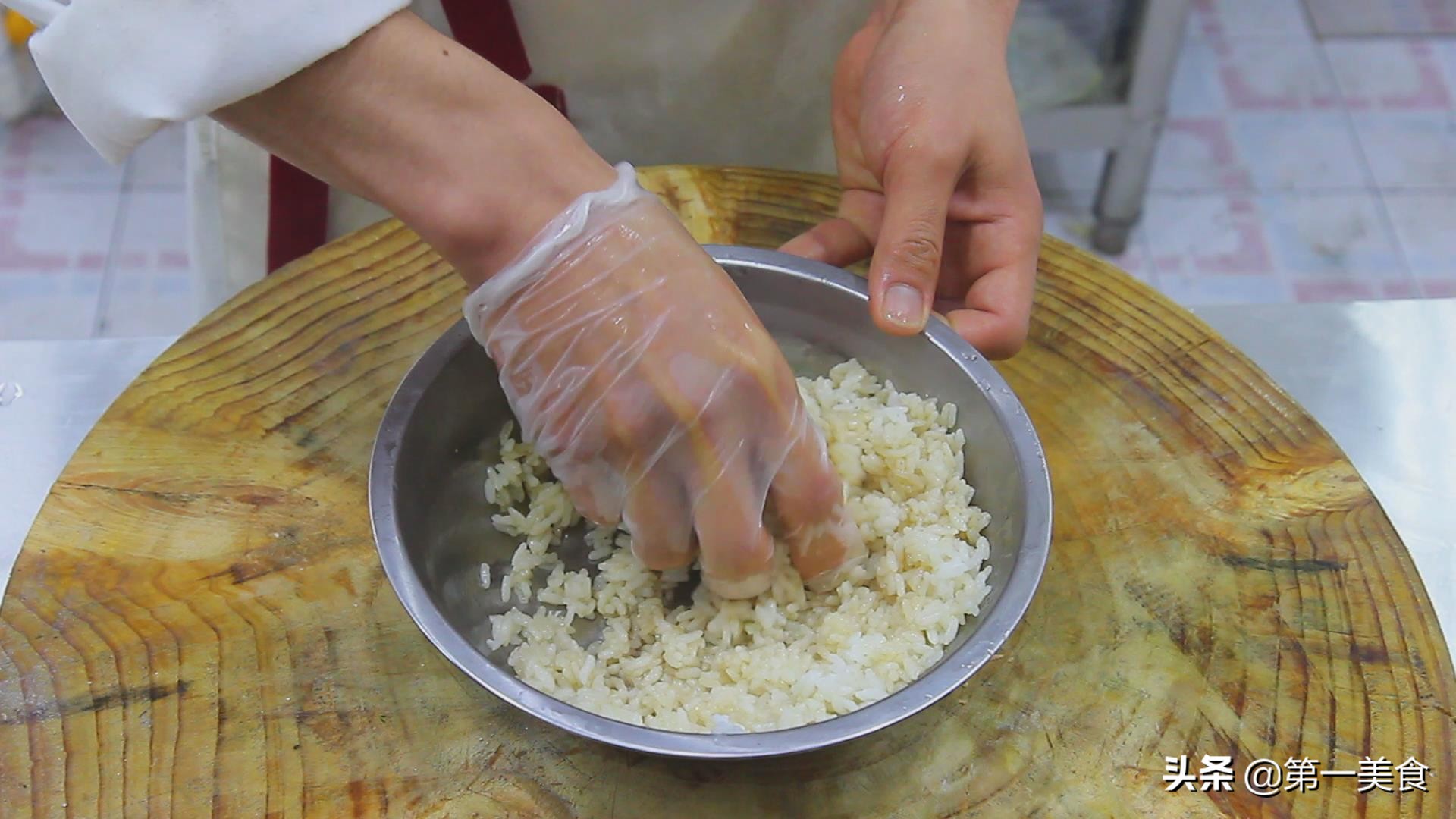 简单制作寿司（寿司用什么米比较好）