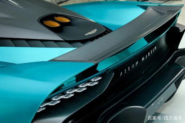 与一辆可以合法上路的梦幻赛车Valhalla共度良宵-