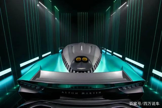 与一辆可以合法上路的梦幻赛车Valhalla共度良宵-