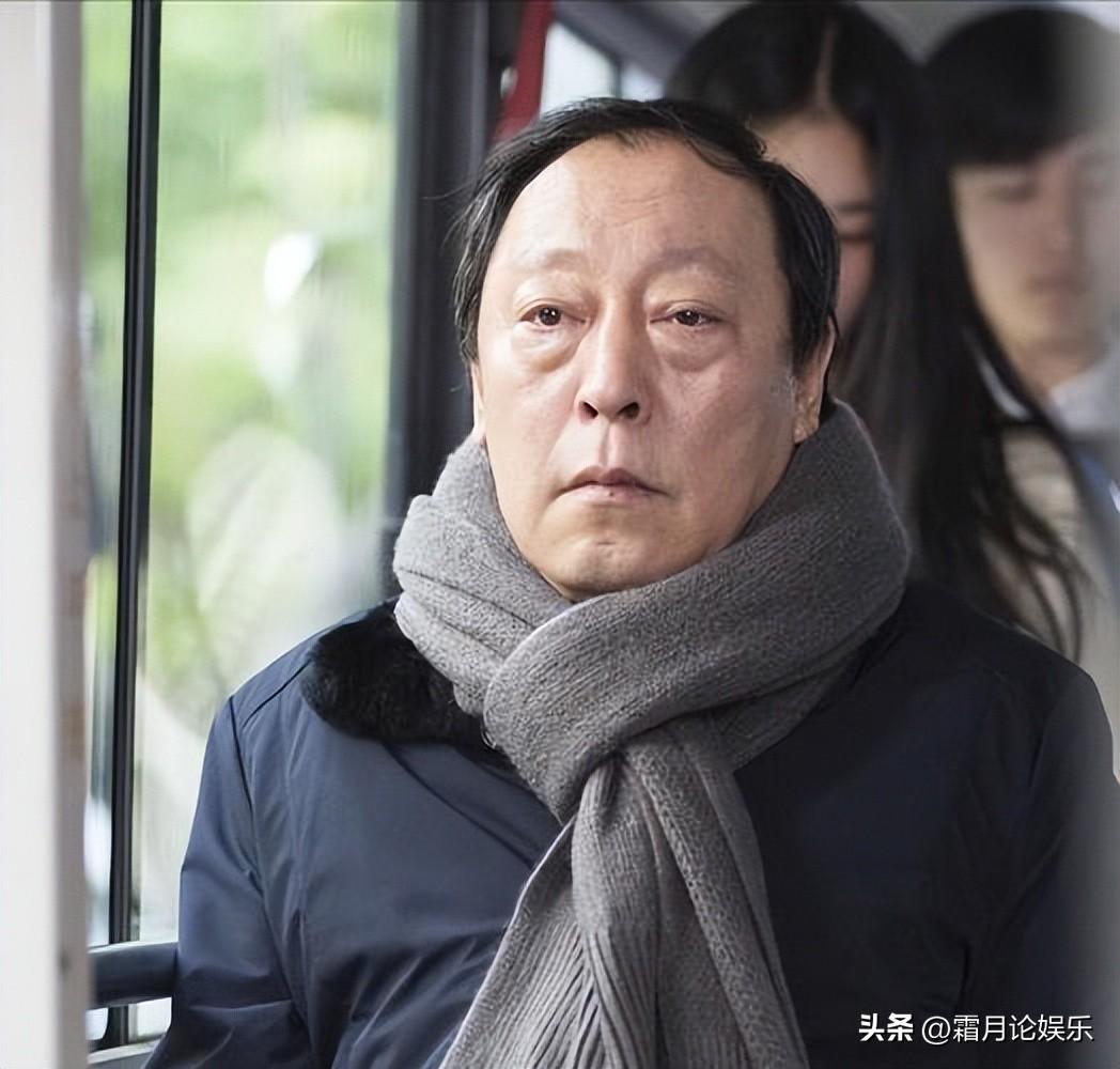 没想到,2023年一开年,倪大红会以这样的形式,打出一副王炸