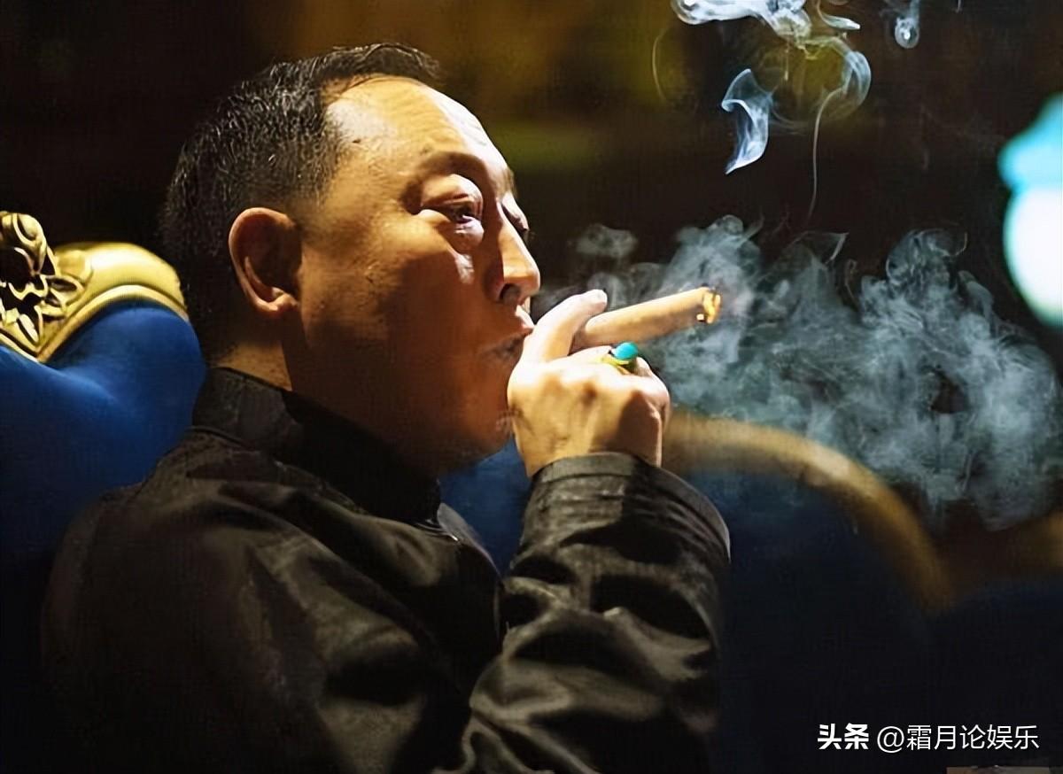 没想到,2023年一开年,倪大红会以这样的形式,打出一副王炸