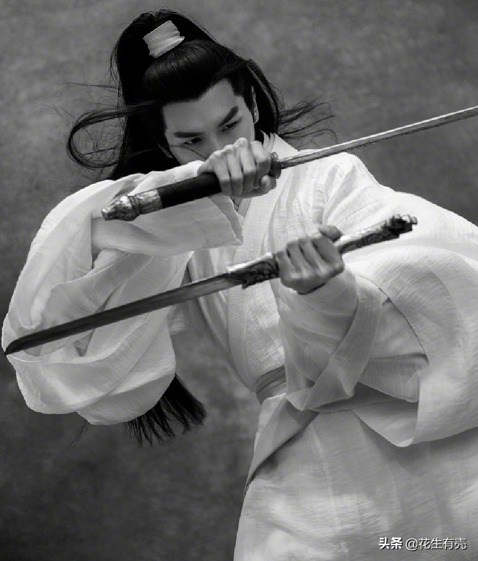 1年后再看张若昀唐艺昕:才明白双向奔赴的爱情,到底有多幸福"