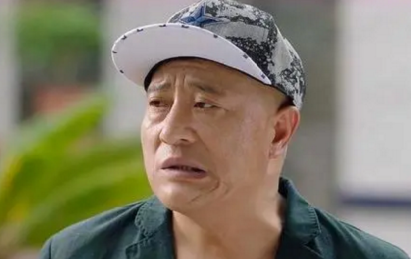 赵本山简介及所有弟子(赵本山:家家有本难念的经,徒弟骚扰女粉丝,女儿一个柜子40万)