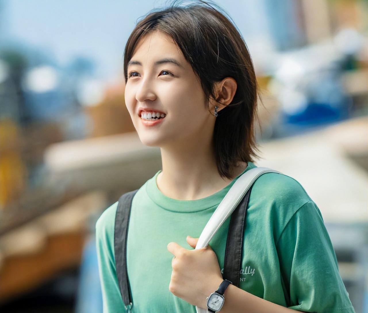 张子枫,你醒醒吧