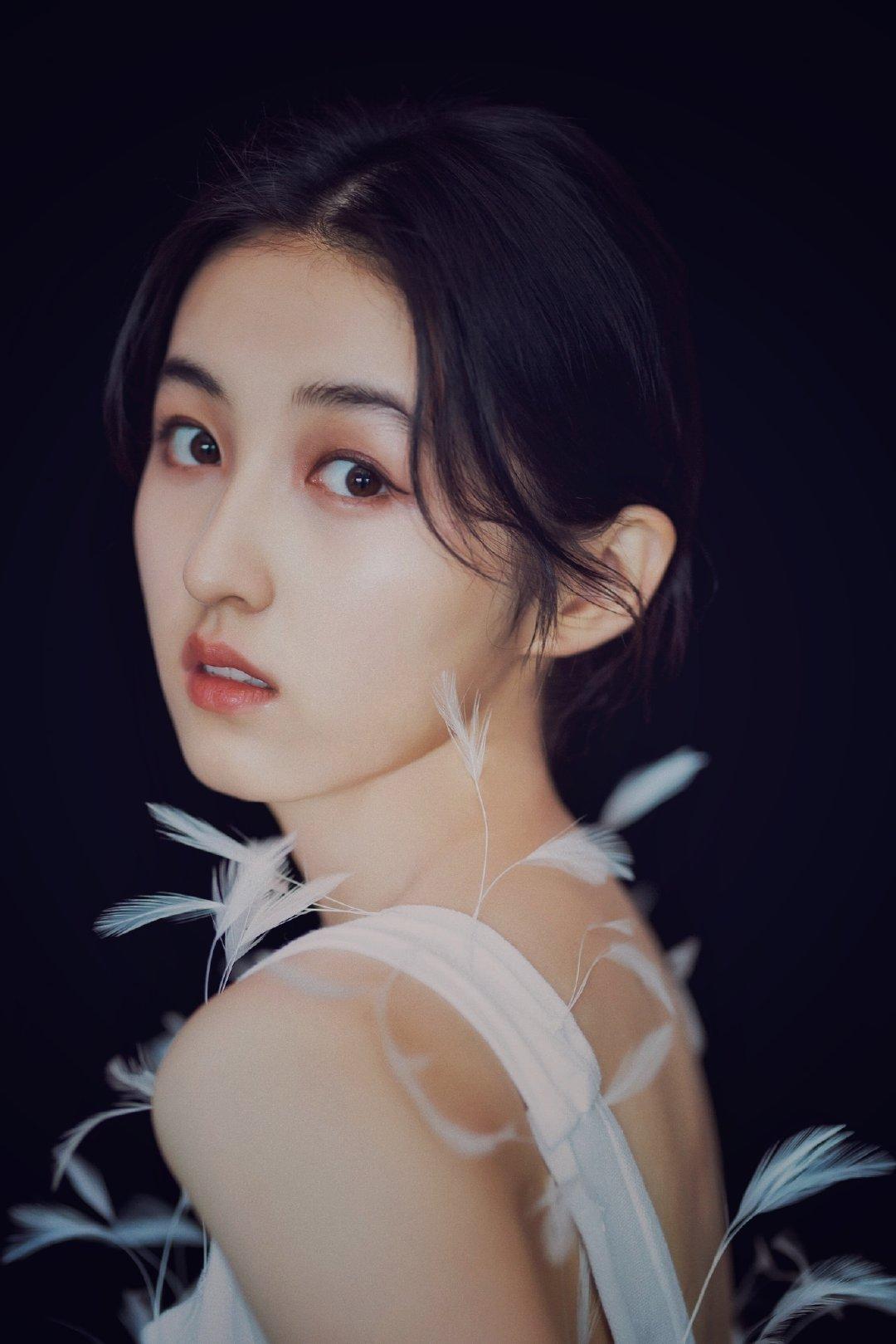 张子枫,你醒醒吧