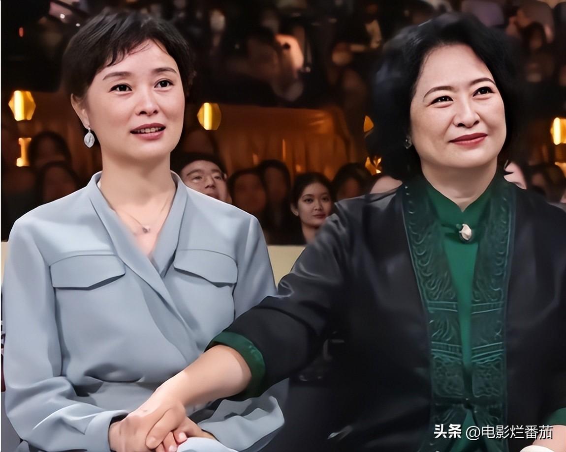 金鹰奖收视第一,殷桃惊艳夺冠,热依扎春风满面,雷佳音冷脸获奖