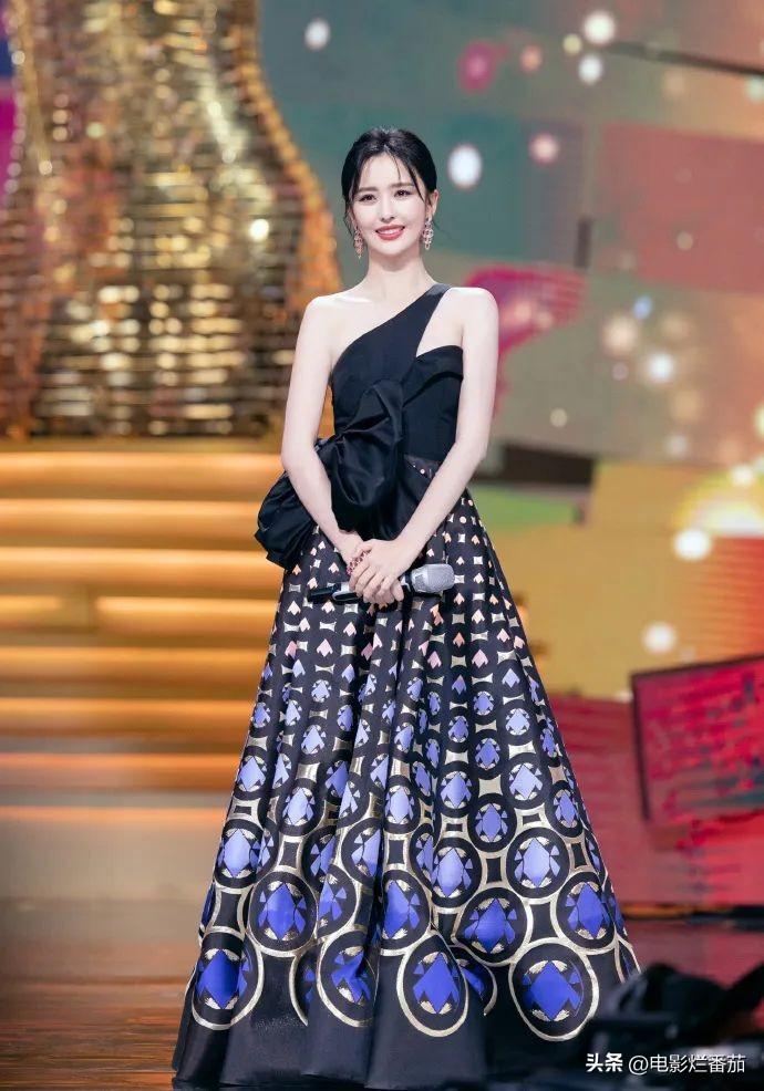 金鹰奖收视第一,殷桃惊艳夺冠,热依扎春风满面,雷佳音冷脸获奖