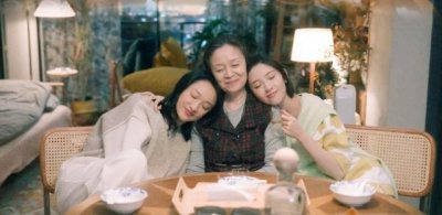 刘莉莉的婚史(著名演员刘莉莉当红时相亲嫁圈外老公生一女)