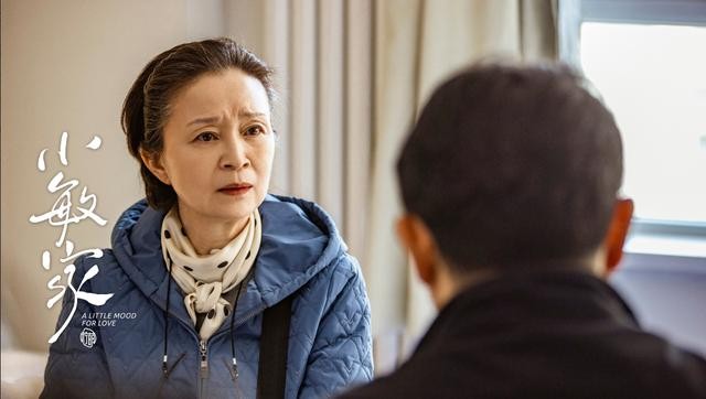 刘莉莉的婚史(著名演员刘莉莉当红时相亲嫁圈外老公生一女)