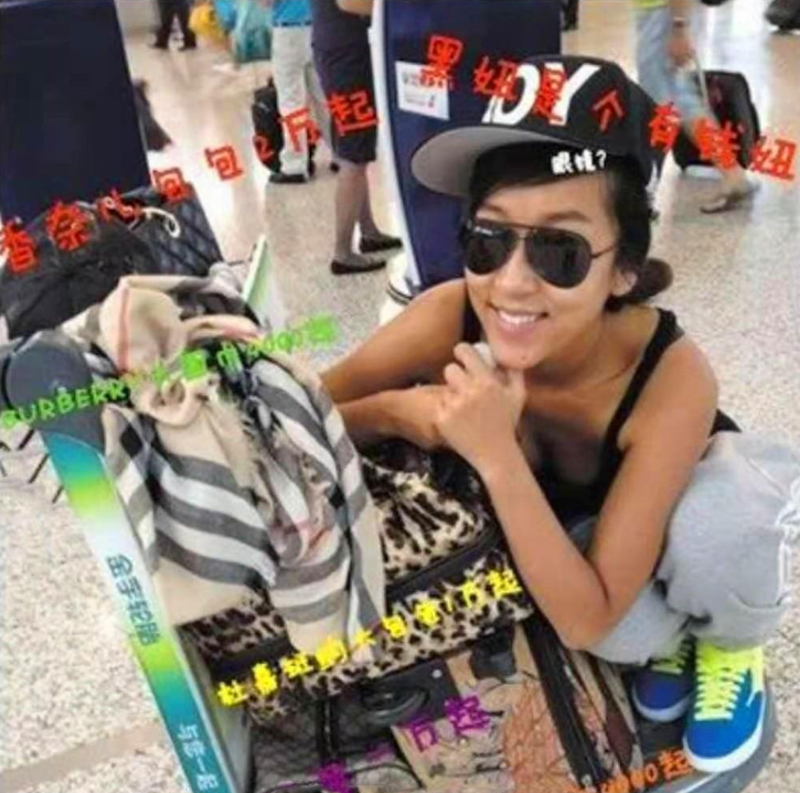 吉克隽逸资料 :吉克隽逸的成名,是娱乐圈的“悲哀”