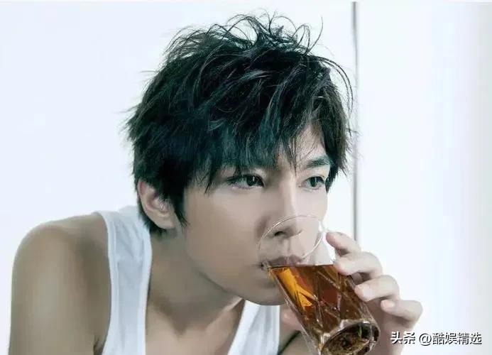 炎亚纶的资料 :中国台湾男歌手、演员