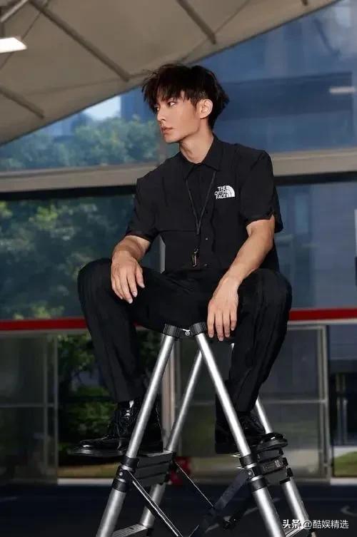 炎亚纶的资料 :中国台湾男歌手、演员