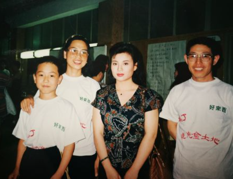 4岁单身无儿无女,张也与“男闺蜜”吕继宏的感情让人羡慕"