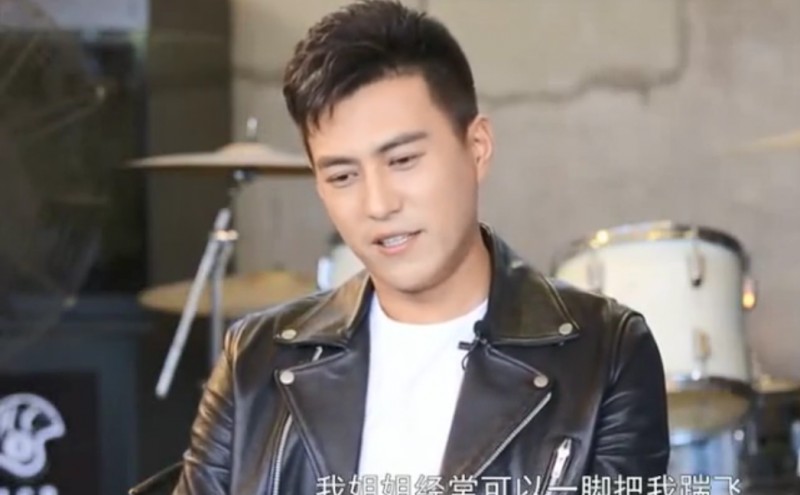 靳东个人资料家庭背景(靳东个人资料简介)