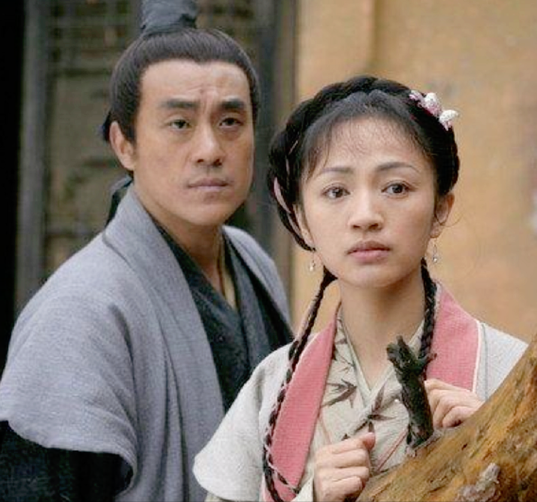 有妻万事足的著名演员何冰,婚后事业飙升,赚的钱全部上交给老婆