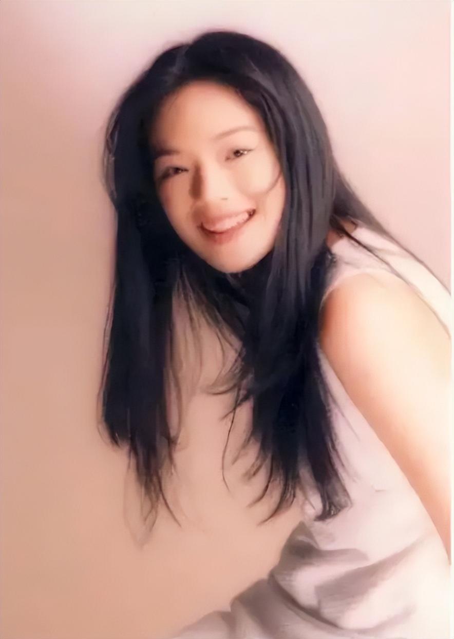 用一生治愈童年,40岁时嫁给冯德伦,舒淇是怎样完成自救的?