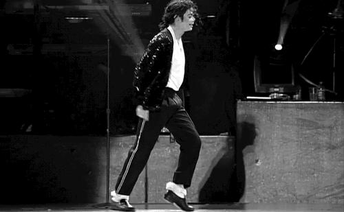 迈克尔·杰克逊 45 度前倾是怎么做到的?