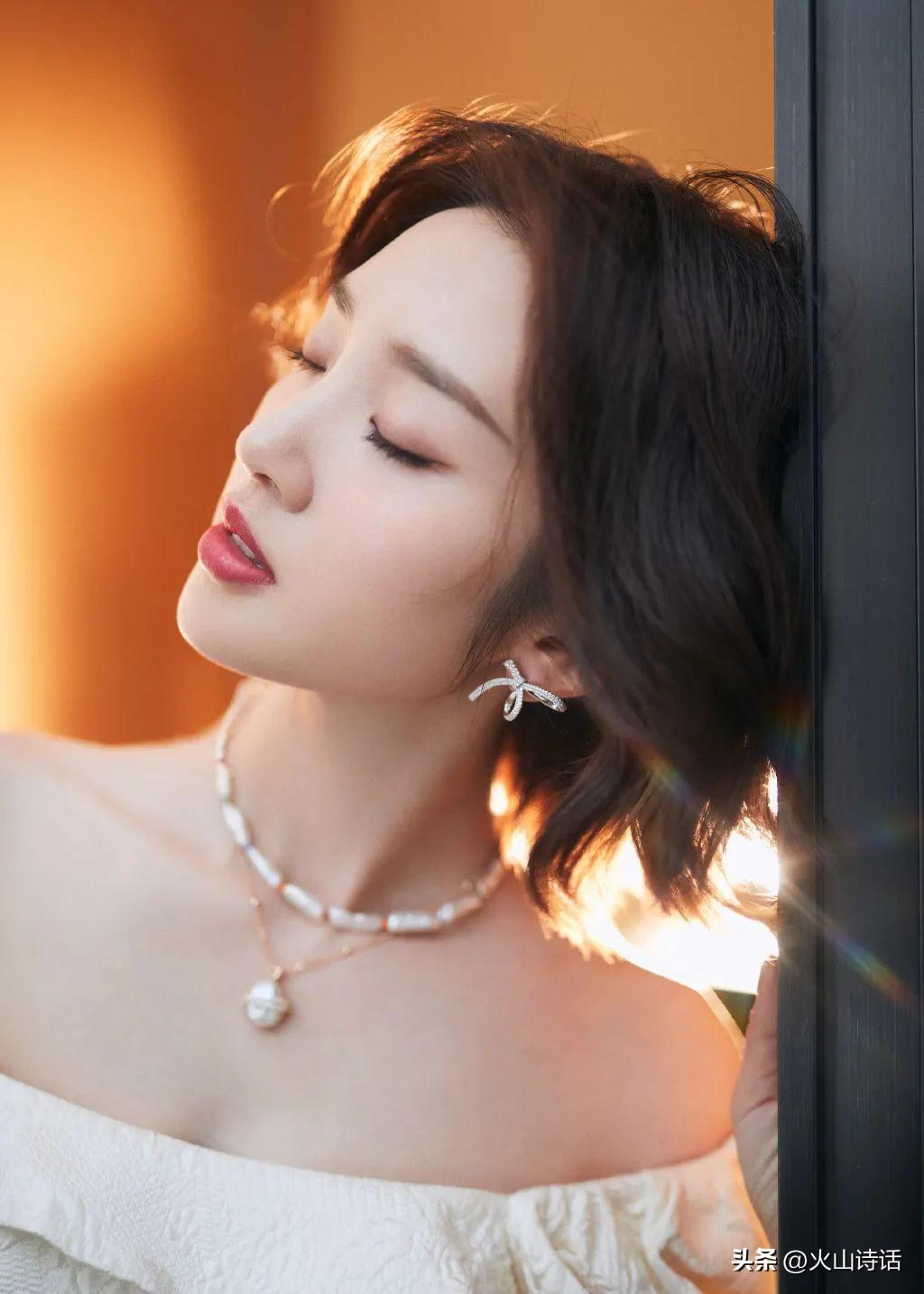 嫁入豪门的唐艺昕:她是《甄嬛传》中的“祺贵人”,现在过得好吗