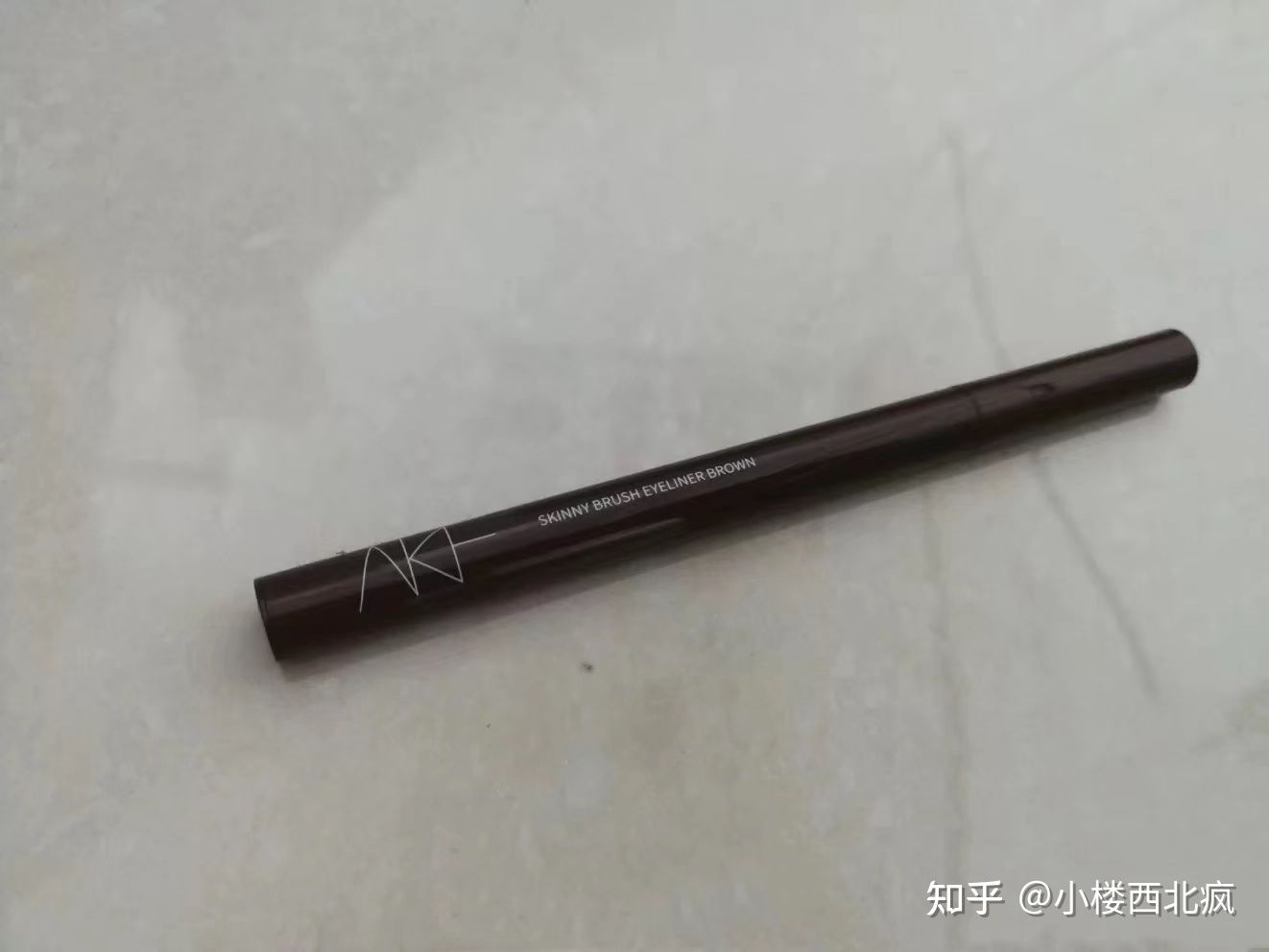 最好用不晕染的眼线笔（眼线笔哪个牌子好用不晕妆）