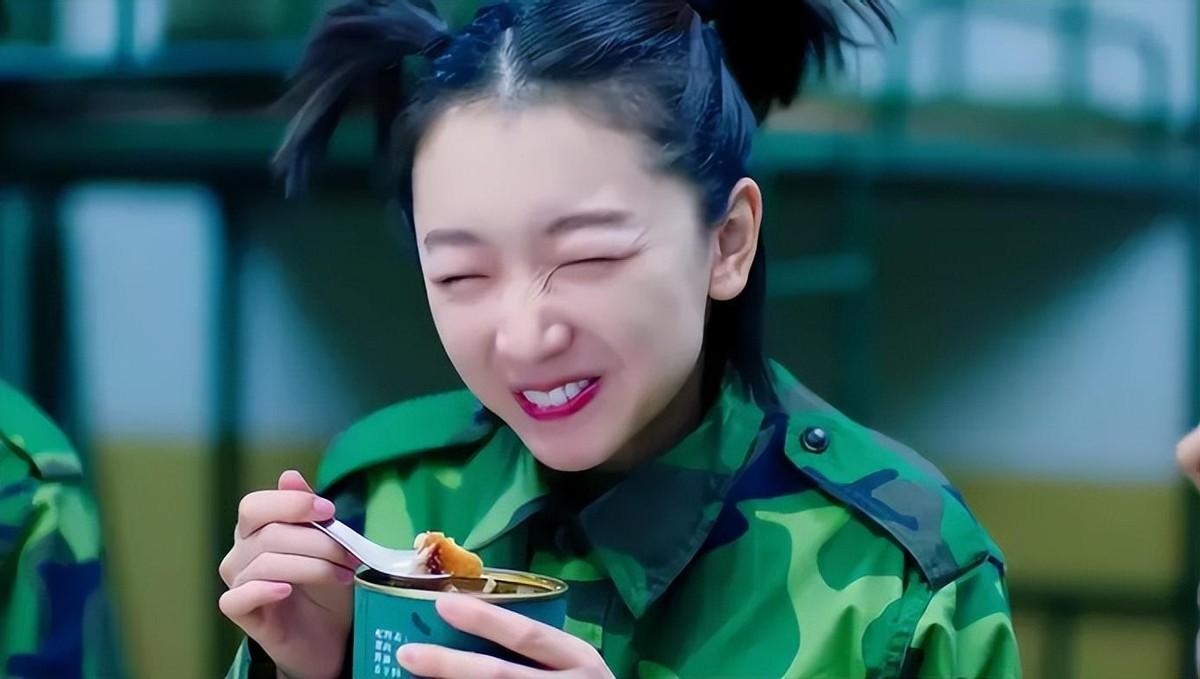 “三金影后”周冬雨的真实地位,被一个电影节揭开了