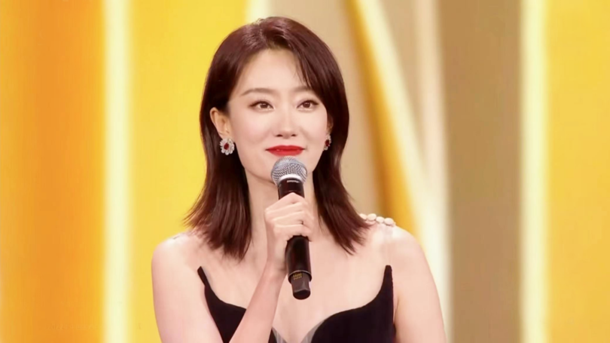 张小斐,该抓紧点时间了