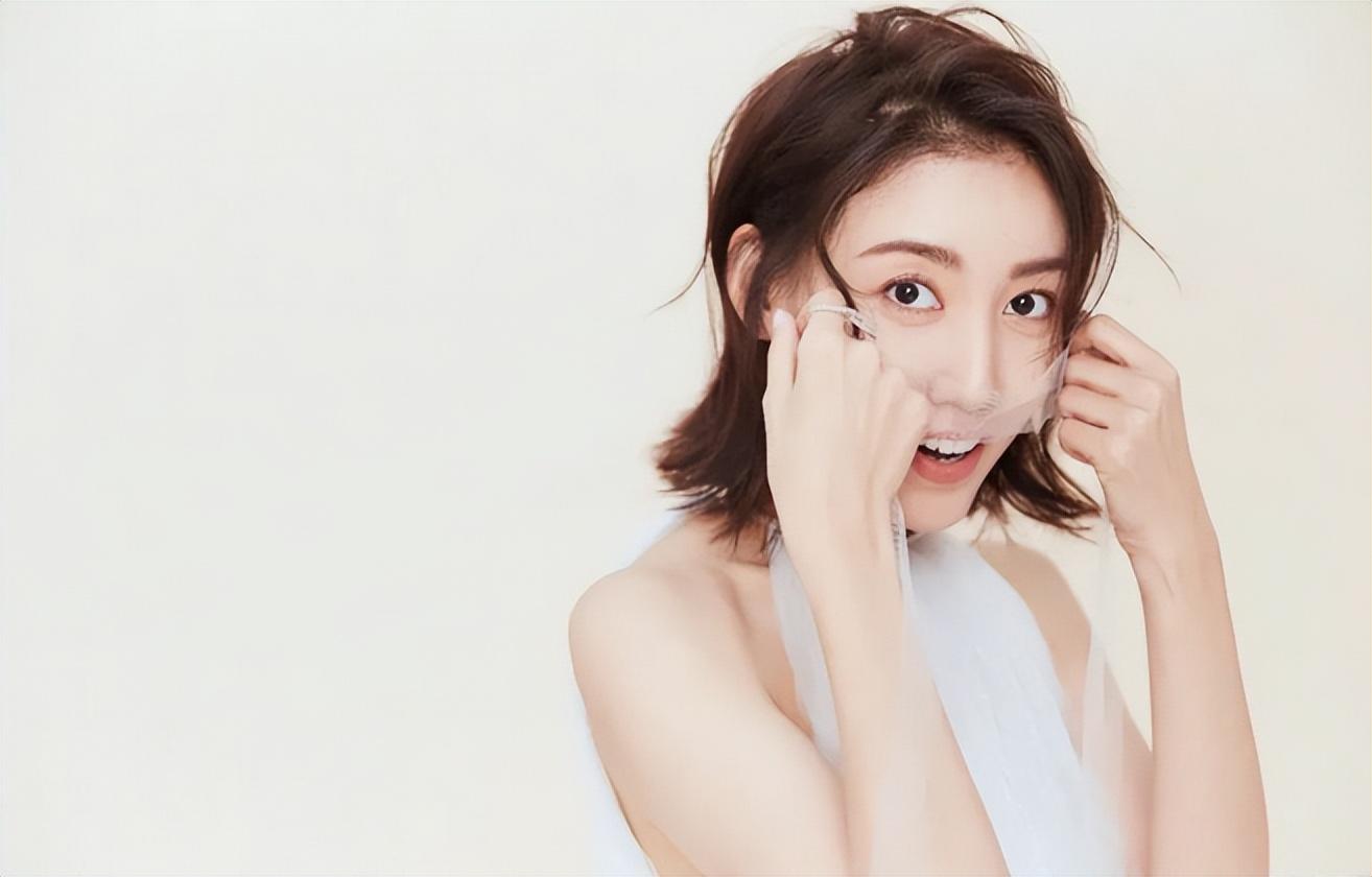 出道24年零绯闻的高露，刚走红就结婚，如今儿女双全