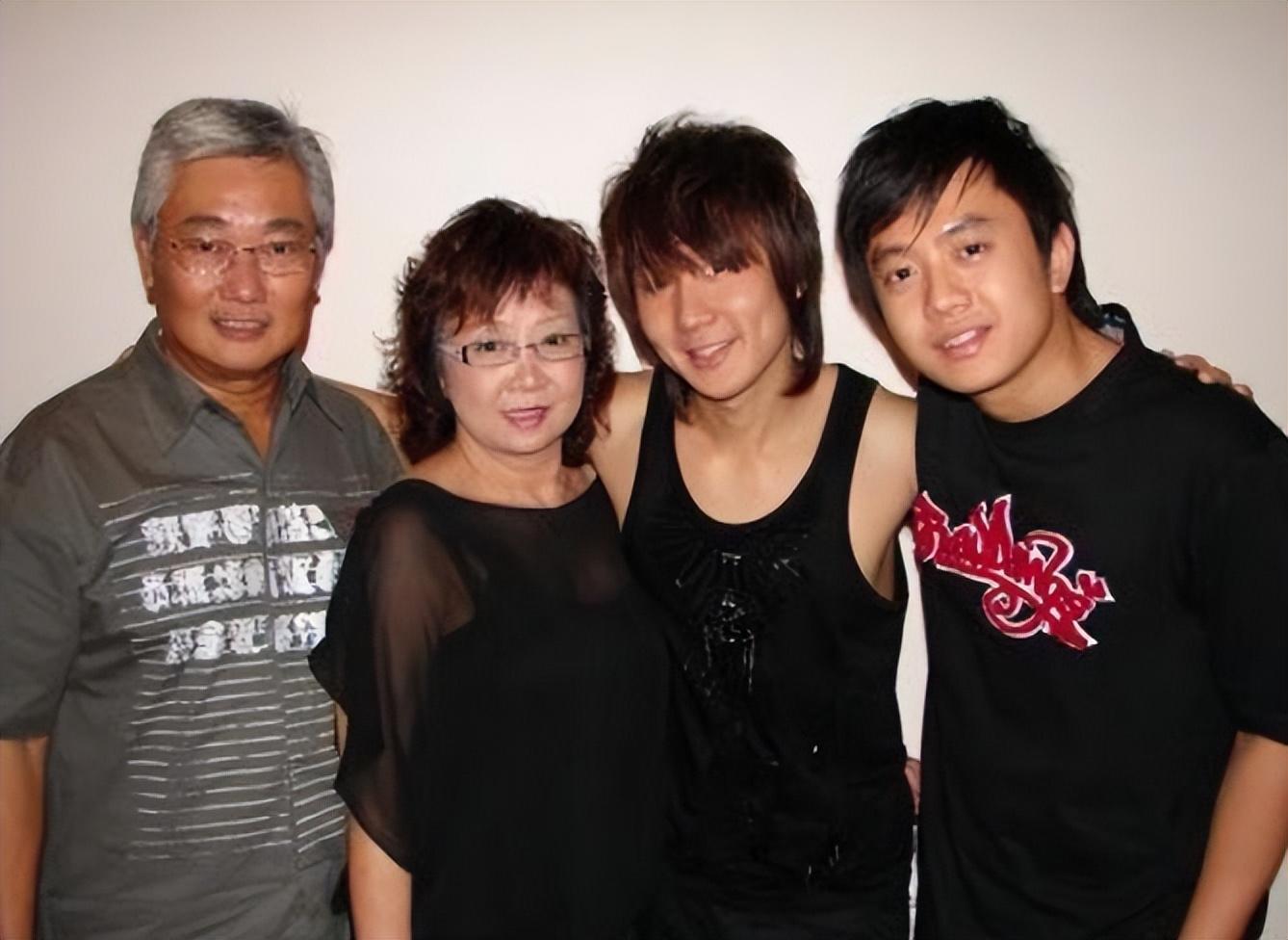 林俊杰简介（“家财万贯”林俊杰：网传父母都是高管，自己的一栋房子价值4亿）