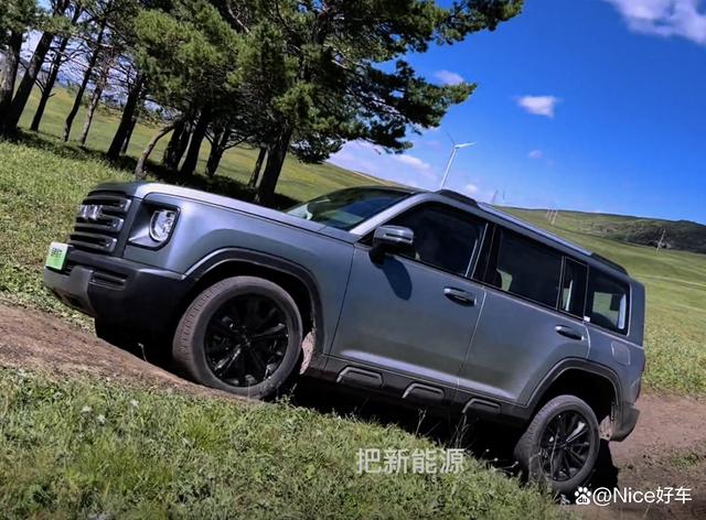 15-20万新能源SUV:这四台车配置拉满+体验均衡!买完不后悔?-