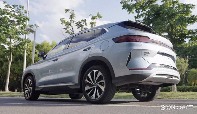 15-20万新能源SUV:这四台车配置拉满+体验均衡!买完不后悔?-