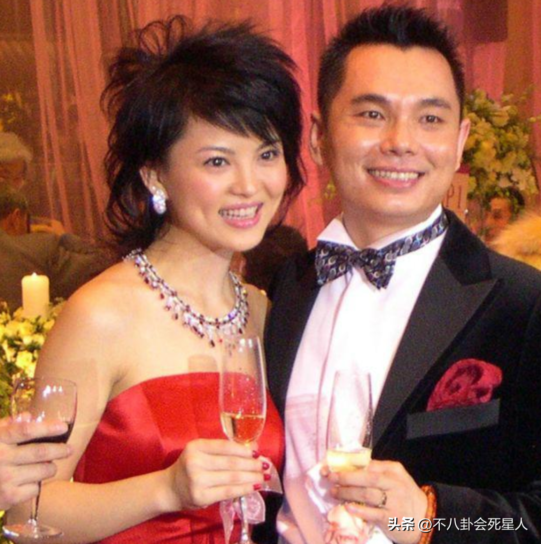 李湘前夫越来越帅，49岁意气风发，身价超30亿