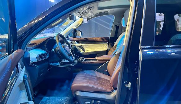 硬朗之选!领地SUV汽油版,打造非承载式中大型SUV标杆-