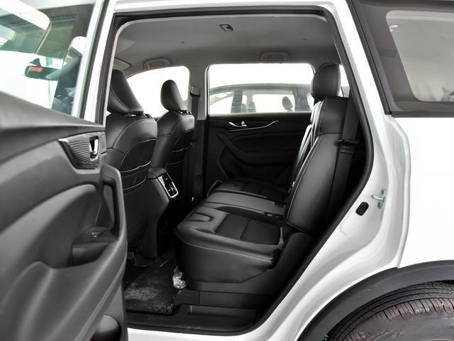 低价大7座,增压自动挡的大空间SUV,带你看长安欧尚科赛Pro-