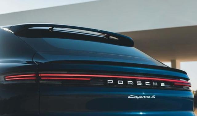 保时捷卡宴,SUV的天花板,何须低调-