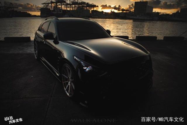 日系SUV王者!超450匹的英菲尼迪FX50S-