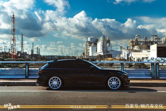 日系SUV王者!超450匹的英菲尼迪FX50S-