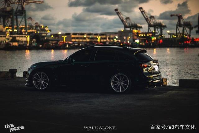 日系SUV王者!超450匹的英菲尼迪FX50S-