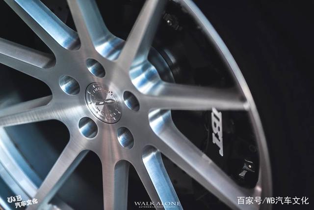 日系SUV王者!超450匹的英菲尼迪FX50S-